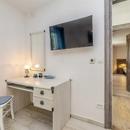 Rustikalna Kuca Za Odmor Mare Vila Kornić